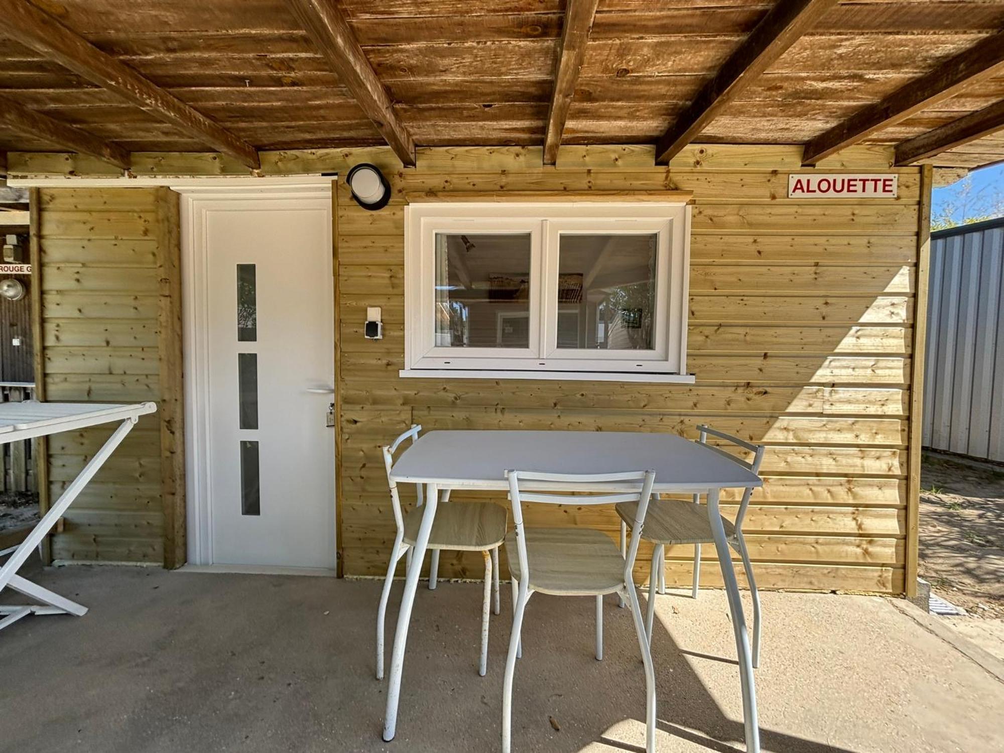 Camping Le Repos 생팔레쉬르메르 외부 사진